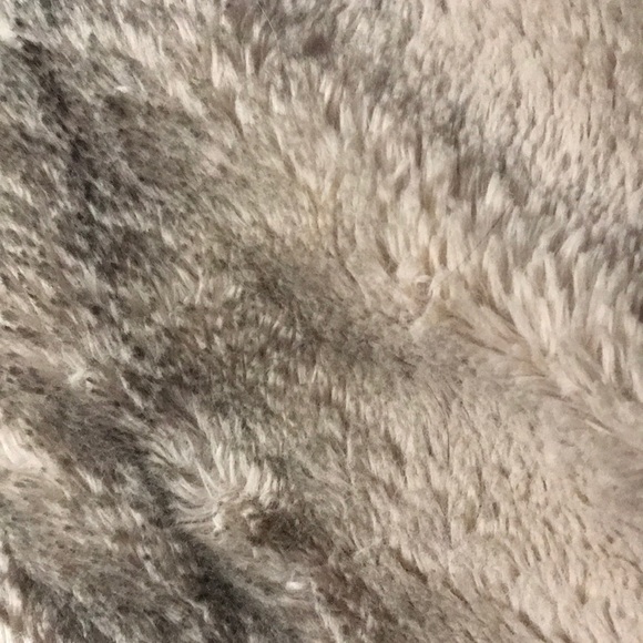 Meet your Posher, Karen - Picture 1 of 1